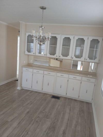Photo 4 of 6 of home located at 7300 20th St., Lot 405 Vero Beach, FL 32966
