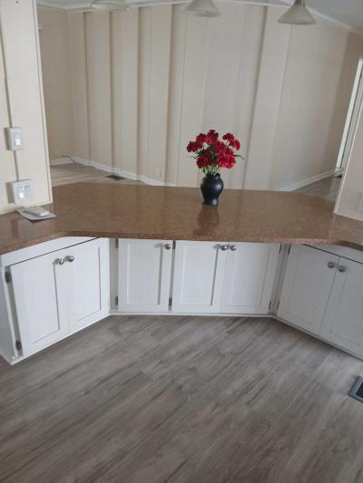 Photo 3 of 6 of home located at 7300 20th St., Lot 405 Vero Beach, FL 32966