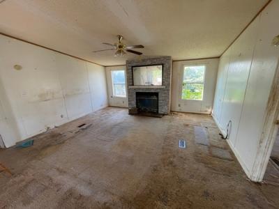 Photo 2 of 13 of home located at 202 SE 4th St Andrews, TX 79714