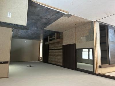 Photo 3 of 18 of home located at 4634 E Amarillo Blvd Amarillo, TX 79107