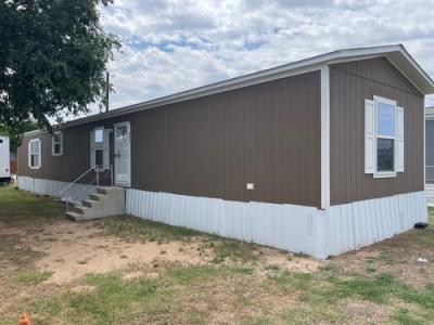 Mobile Home at 4701 E Rice St Spc 38 Lubbock, TX 79403