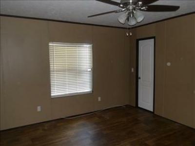 Photo 2 of 4 of home located at 1476 Lutcher Ave Lutcher, LA 70071