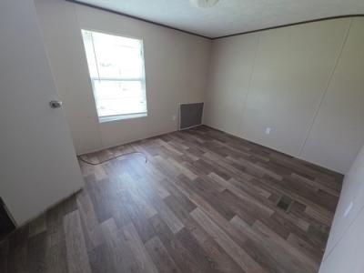 Photo 5 of 10 of home located at 255 Glover Rd Boaz, AL 35956