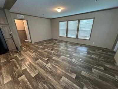 Photo 3 of 4 of home located at 3243 Tara Pl La Porte, TX 77571