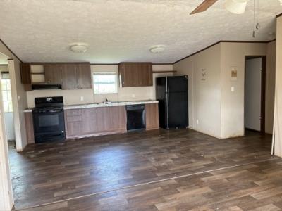 Photo 3 of 7 of home located at 655 Tom Lawson Rd Mohawk, TN 37810
