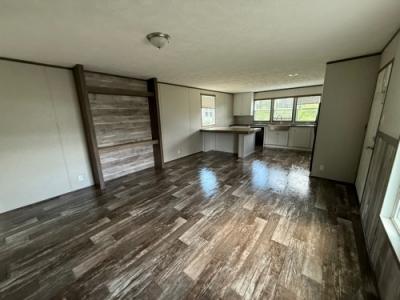 Photo 2 of 11 of home located at 735 Hubble Rd Eubank, KY 42567