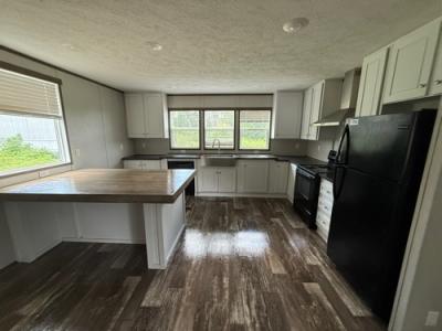 Photo 3 of 11 of home located at 735 Hubble Rd Eubank, KY 42567