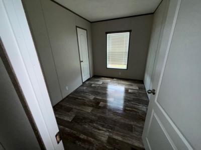 Photo 5 of 11 of home located at 735 Hubble Rd Eubank, KY 42567