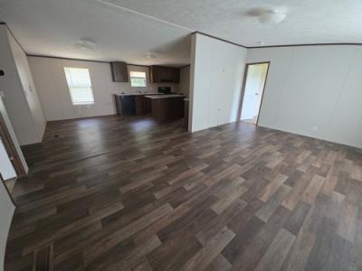 Photo 4 of 16 of home located at 2477 Cove Spring Rd Boaz, AL 35956