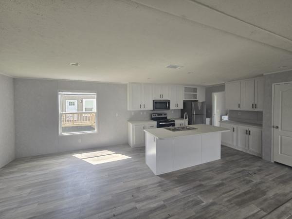 2025 Palm Harbor 330SA30524H Mobile Home
