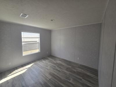 Photo 4 of 7 of home located at 358 Welch Street Kyle, TX 78640
