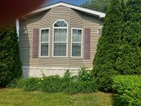 2010 Pine Grove Manufactured Home