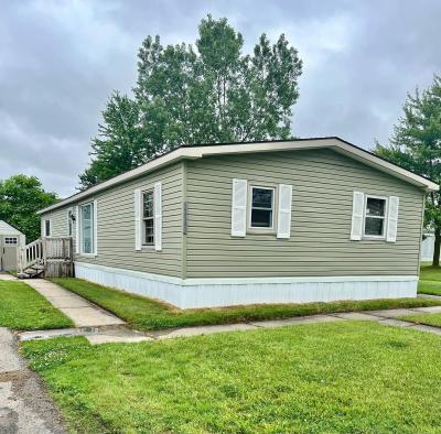Mobile Home at 52565 Independence Court #199 Chesterfield, MI 48051