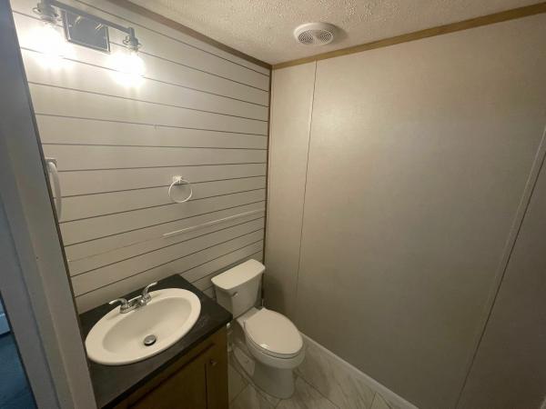 2022 22B Mobile Home