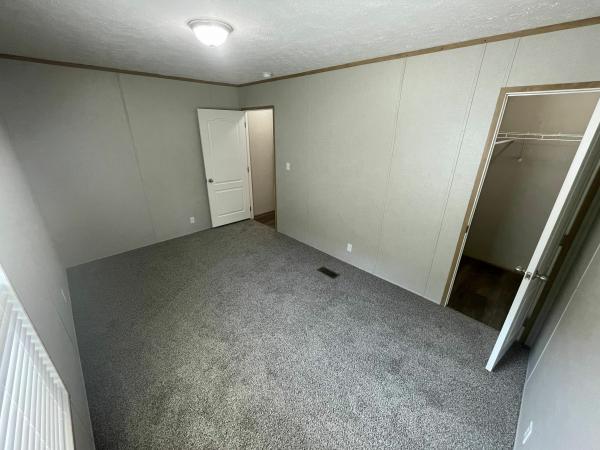2022 22B Mobile Home
