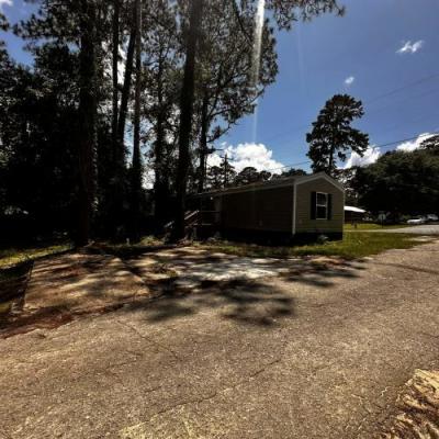 Photo 4 of 25 of home located at 102 Scottish Lane Thomasville, GA 31792