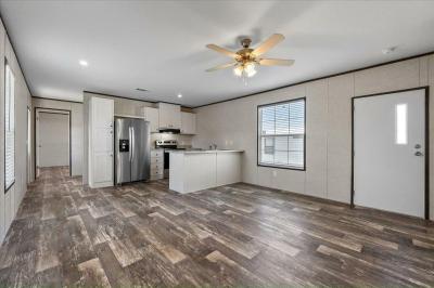 Photo 5 of 15 of home located at 1900 S. Lake Reedy Blvd. #30 Frostproof, FL 33843