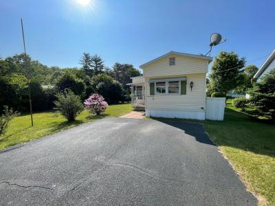 Mobile Home at 17 Shadycrest Drive Nashua, NH 03062