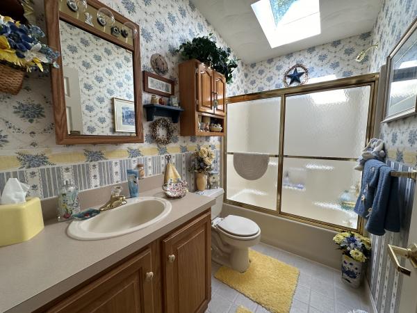 1997 New Era NEP-2412 Mobile Home
