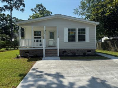 Photo 2 of 14 of home located at 3027 Gumwood Road Garden City, SC 29576