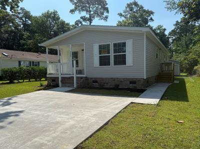 Photo 3 of 14 of home located at 3027 Gumwood Road Garden City, SC 29576