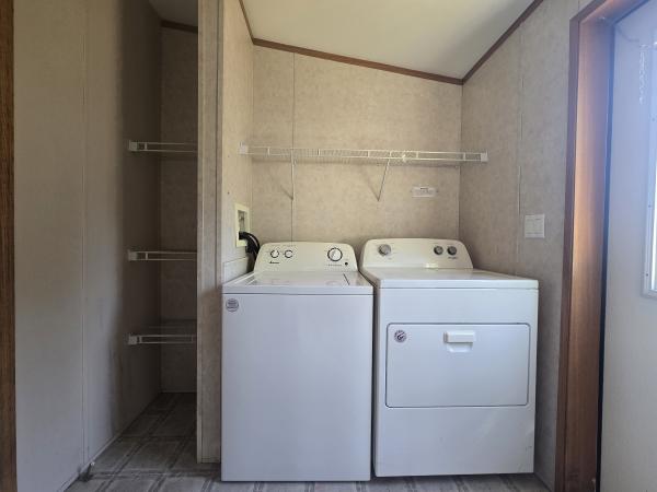 2006 SUW Mobile Home