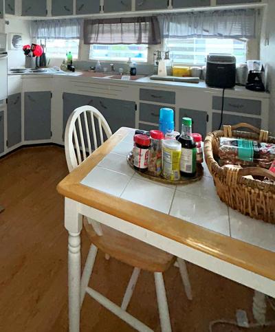 Photo 4 of 19 of home located at 463 Holiday Blvd Lakeland, FL 33815