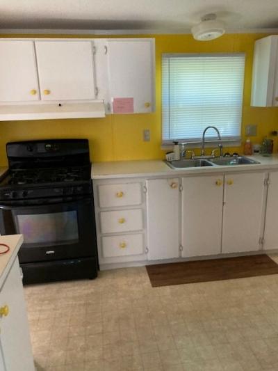 Photo 5 of 12 of home located at 5229 West Michigan Ave., #167 Ypsilanti, MI 48197