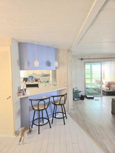 Photo 3 of 20 of home located at 12100 Seminole Blvd Lot 84 Largo, FL 33778