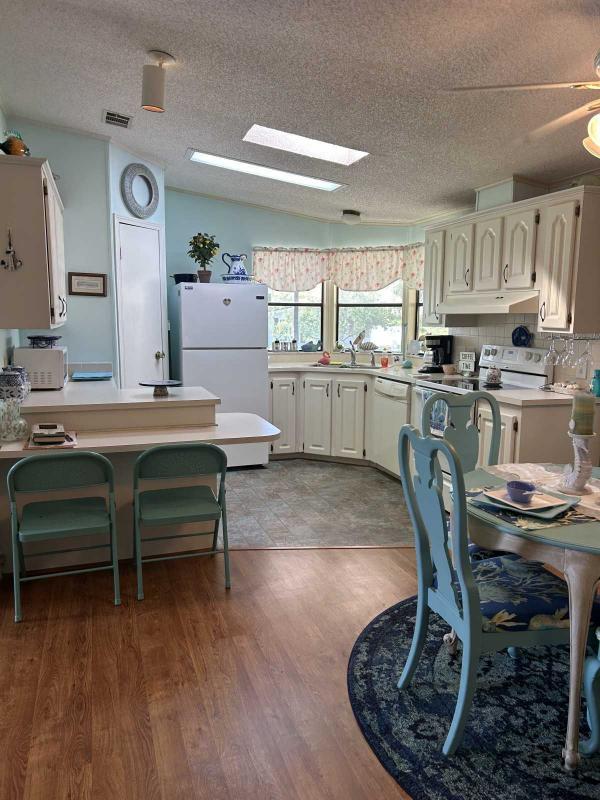 1989 Mobile Home