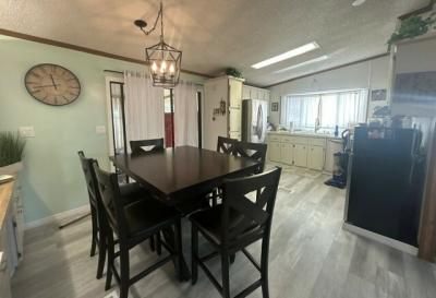 Photo 5 of 10 of home located at 100 Hampton Road 92 Clearwater, FL 33759