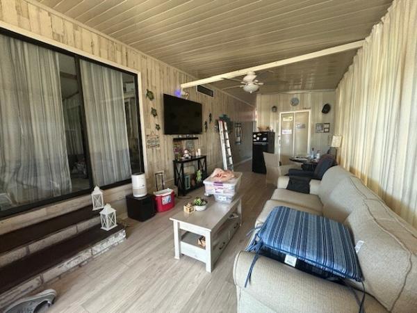 1988 Palm Harbor HS Mobile Home