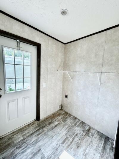 Photo 5 of 18 of home located at 125 Fernald Dr Harrison, OH 45030