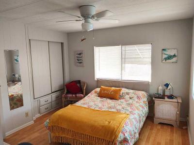 Photo 5 of 16 of home located at 370 53rd Ave. N Saint Petersburg, FL 33703
