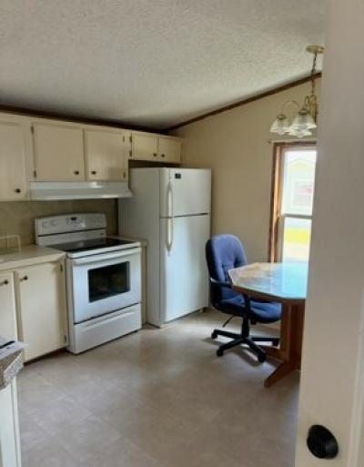 Photo 4 of 16 of home located at 1435 Ventana Ct Coos Bay, OR 97420