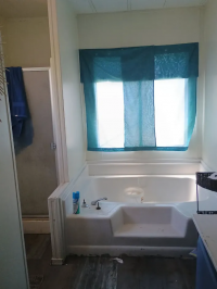 1980 NA Manufactured Home