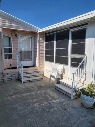 Photo 4 of 31 of home located at 457 Rainbow Dr North Fort Myers, FL 33903