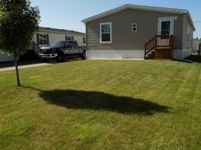 Mobile Home at 24660 Canyon Circle Flat Rock, MI 48134