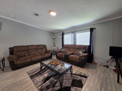 Photo 2 of 18 of home located at 9708 Cypress St Tampa, FL 33635