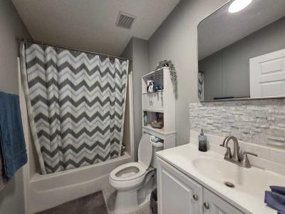 Photo 4 of 18 of home located at 9708 Cypress St Tampa, FL 33635