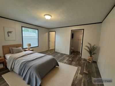 Photo 3 of 14 of home located at 8701 NE 107th Pl #319 Kansas City, MO 64157