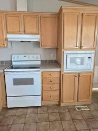 2004 Fleetwood Mobile Home