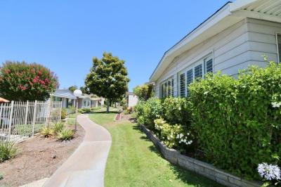 Photo 4 of 35 of home located at 16901 Lake Plasent Ln #231 Yorba Linda, CA 92886