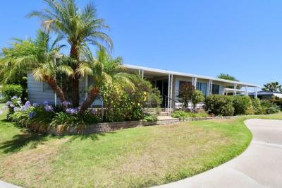 Photo 5 of 35 of home located at 16901 Lake Plasent Ln #231 Yorba Linda, CA 92886