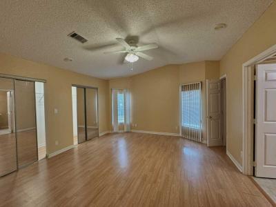 Photo 3 of 48 of home located at 5784 SW 58th Pl Ocala, FL 34474