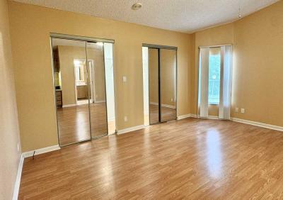 Photo 4 of 48 of home located at 5784 SW 58th Pl Ocala, FL 34474