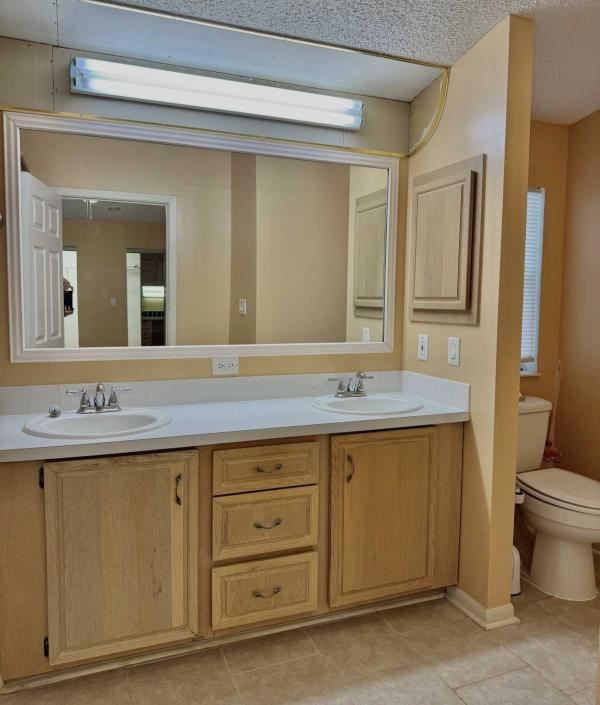 1993 Mobile Home