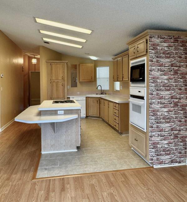1993 Mobile Home