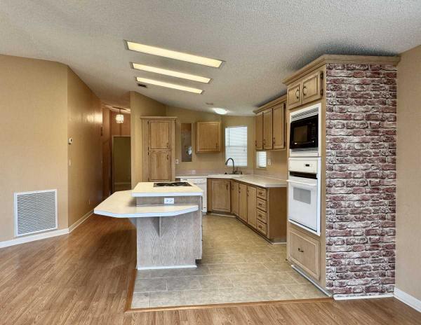 1993 Mobile Home