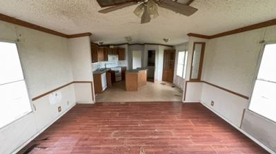 Photo 3 of 15 of home located at 3224 La Highway 35 Rayne, LA 70578